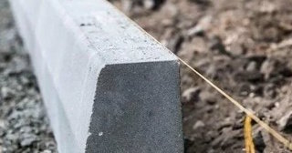Установка бордюров для тротуарной плитки в Шахтах - цена от 868 руб.
