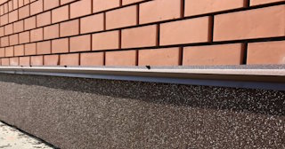 Облицовка цоколя керамогранитом в Шахтах в октябре