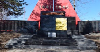 Профессиональное благоустройство памятников в Шахтах в октябре